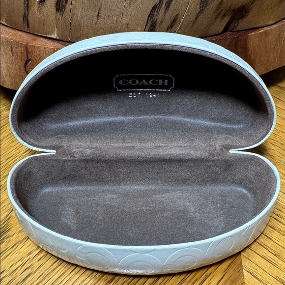 COACH KIT WHITE SUNGLASSES WITH OP ART HARD SHELL CASE - Picture 13 of 14